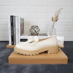 Cream Platform Loafer with Chunky Tan Lug Sole